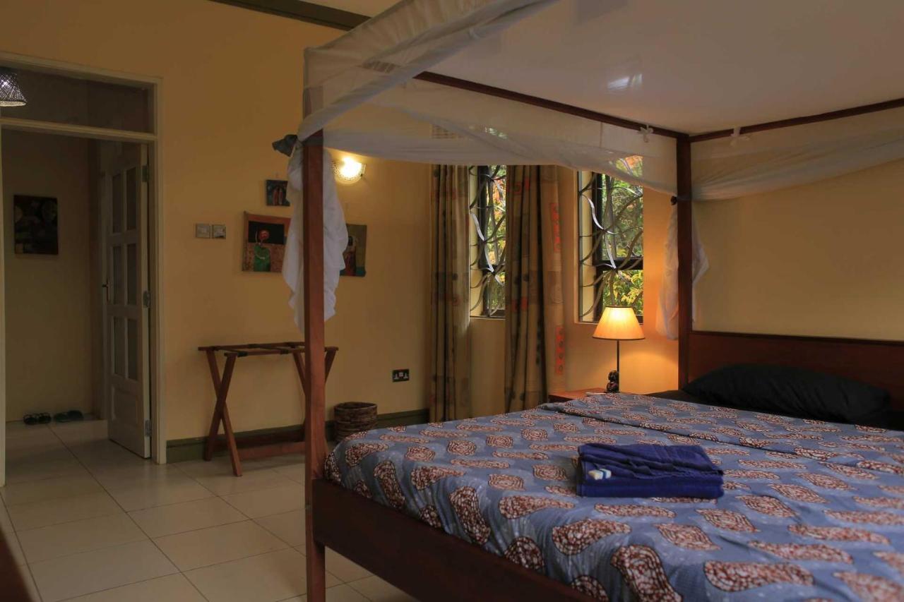 Bluemonkey Guesthouse Εντέμπε Εξωτερικό φωτογραφία
