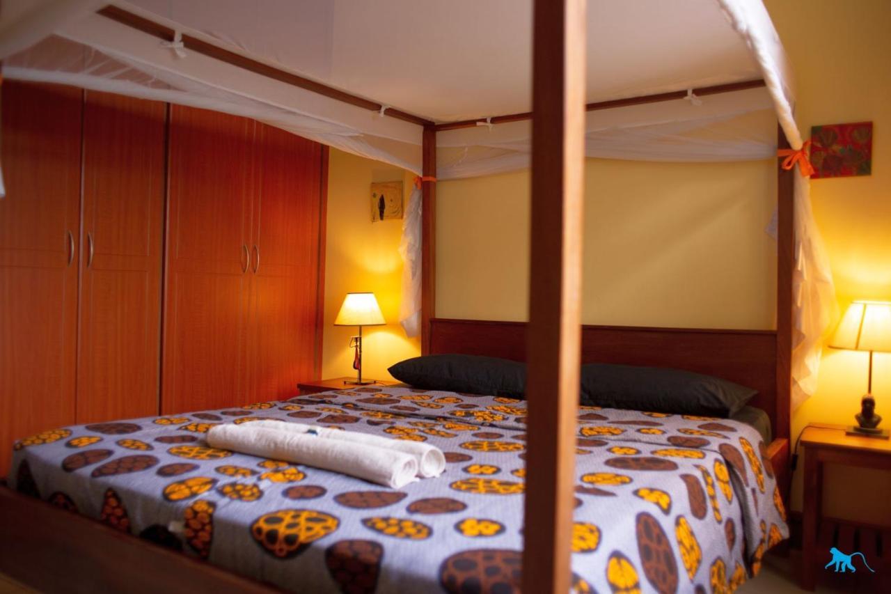 Bluemonkey Guesthouse Εντέμπε Εξωτερικό φωτογραφία